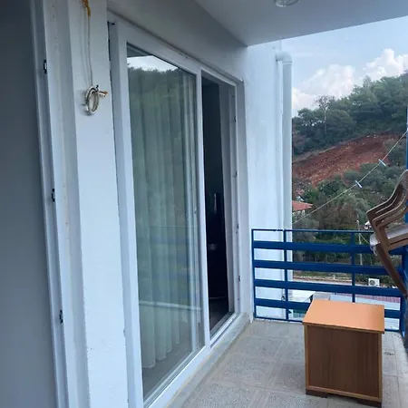 Patara Modestus Hostal