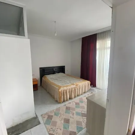 Patara Modestus Hostal